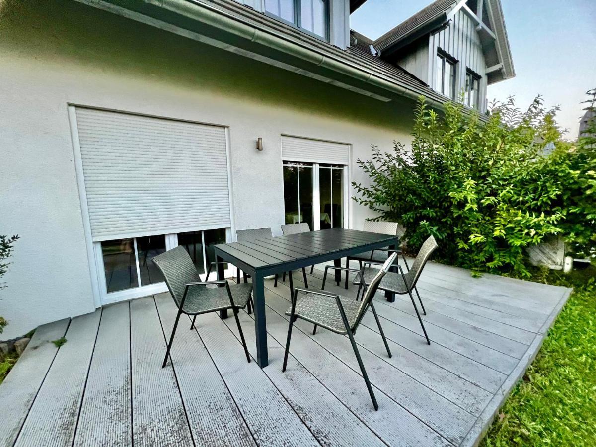 Luxurioese Doppelhaushaelfte Am Gruenen Rande Von Hamburg Apartment Oststeinbek Exterior photo